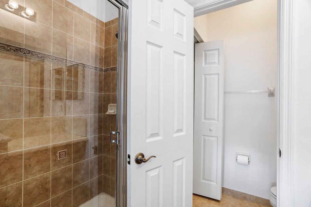 For Sale: $469,000 (3 beds, 2 baths, 2068 Square Feet)