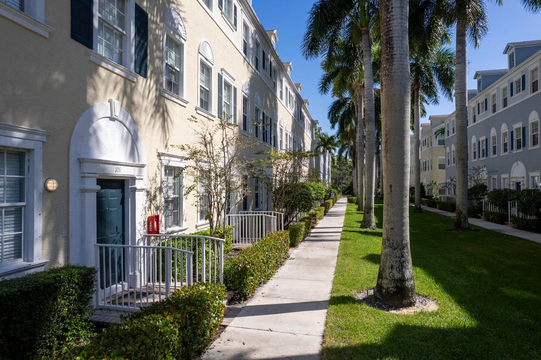 For Sale: $469,000 (3 beds, 2 baths, 2068 Square Feet)