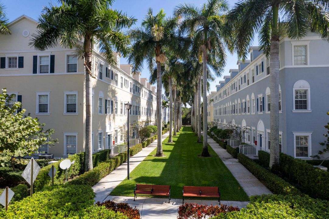 For Sale: $469,000 (3 beds, 2 baths, 2068 Square Feet)