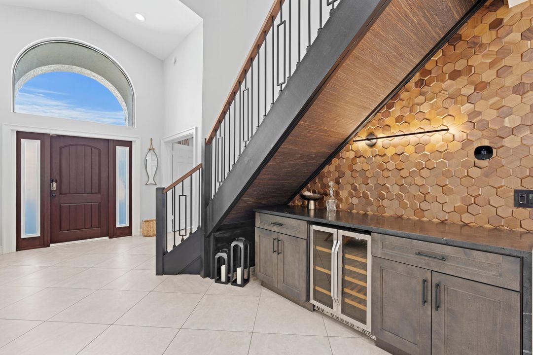 В аренду: $25,900 (4 спален, 3 ванн, 2624 Квадратных фут)