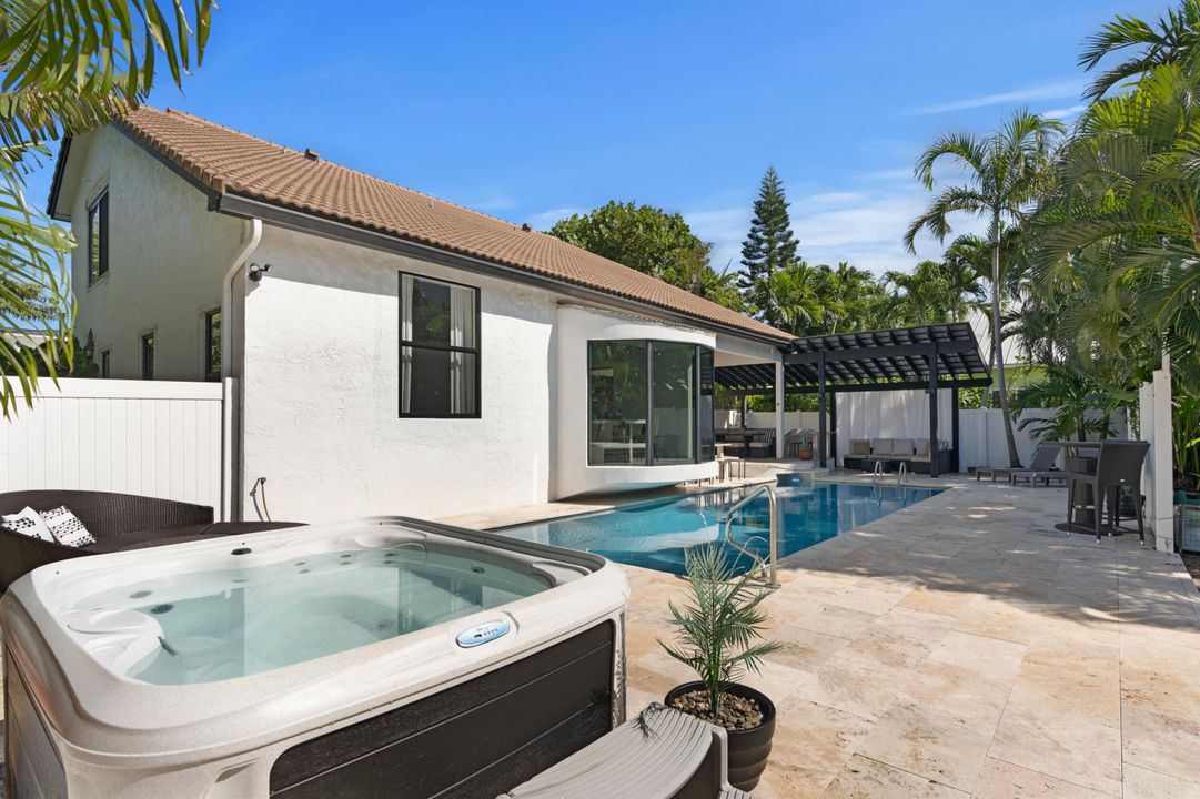 В аренду: $25,900 (4 спален, 3 ванн, 2624 Квадратных фут)