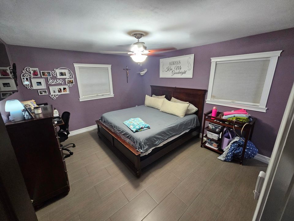 For Sale: $315,000 (3 beds, 2 baths, 1715 Square Feet)