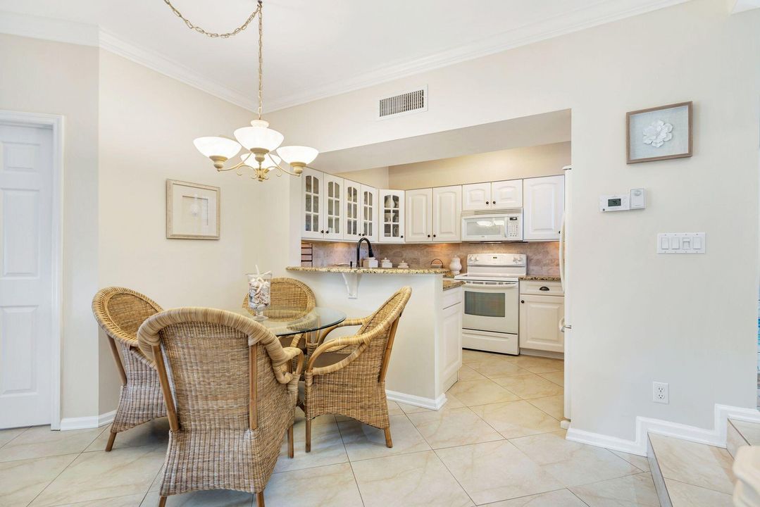 В аренду: $6,500 (2 спален, 2 ванн, 1195 Квадратных фут)