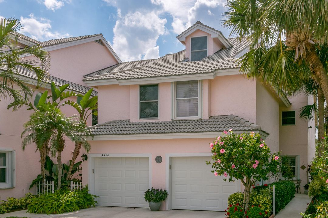 В аренду: $6,500 (2 спален, 2 ванн, 1195 Квадратных фут)