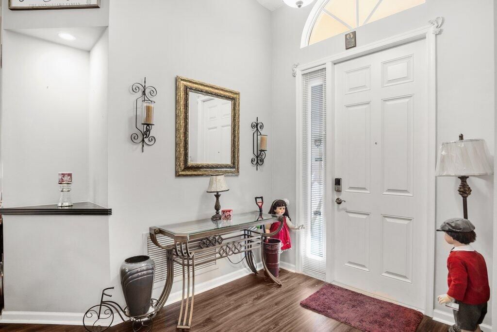 待售: $335,000 (2 贝兹, 2 浴室, 1738 平方英尺)