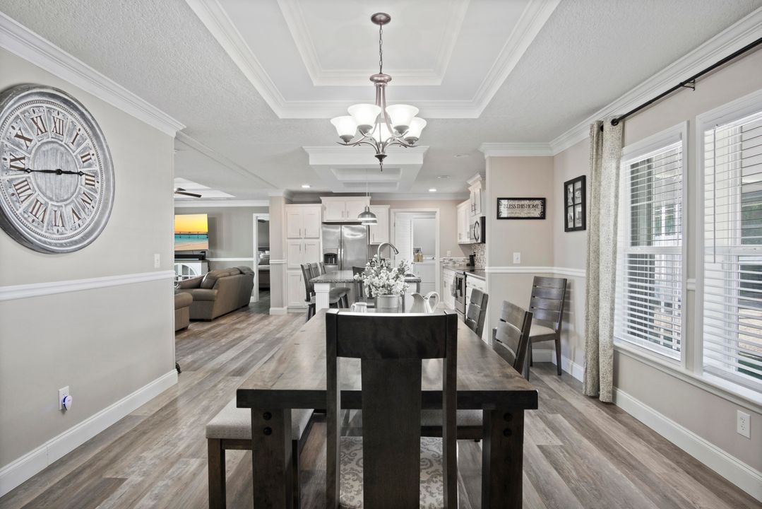 待售: $495,000 (4 贝兹, 2 浴室, 1701 平方英尺)