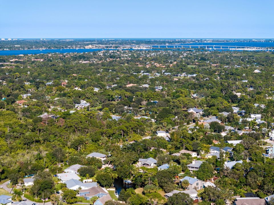 For Sale: $777,000 (3 beds, 2 baths, 1742 Square Feet)