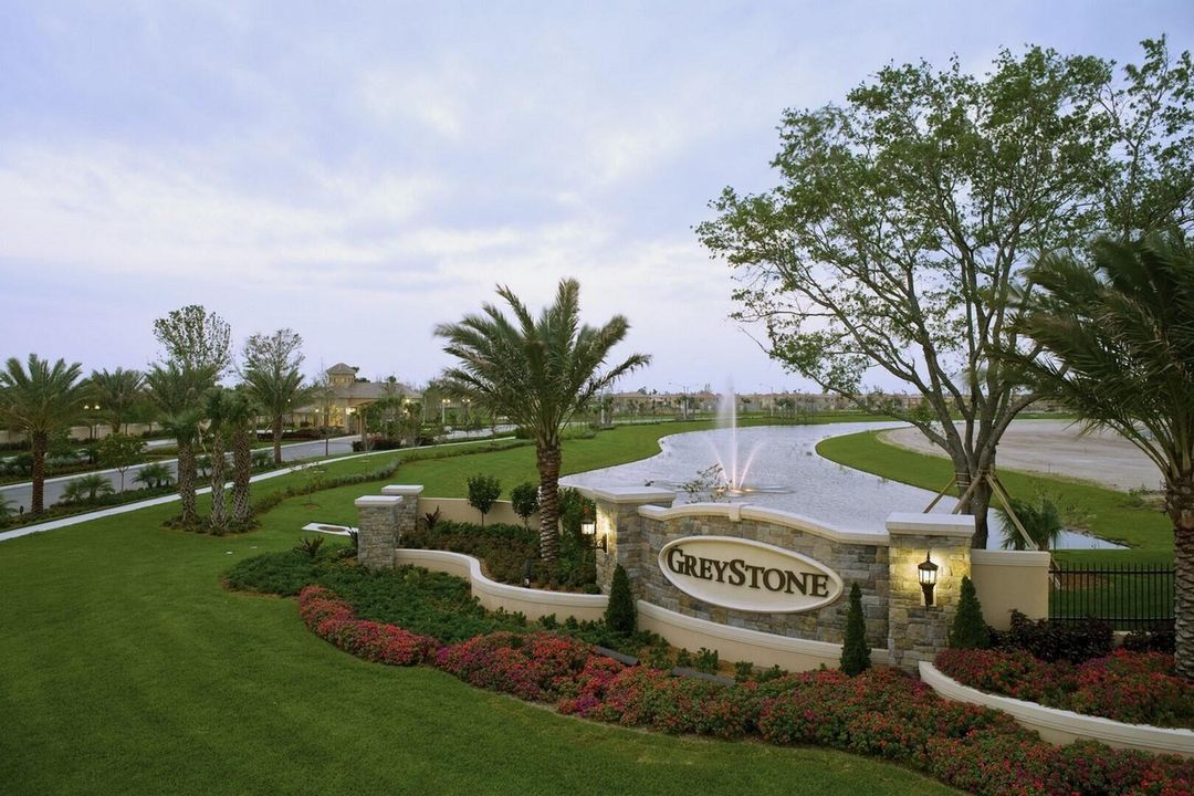 En Renta: $4,200 (4 camas, 3 baños, 2062 Pies cuadrados)