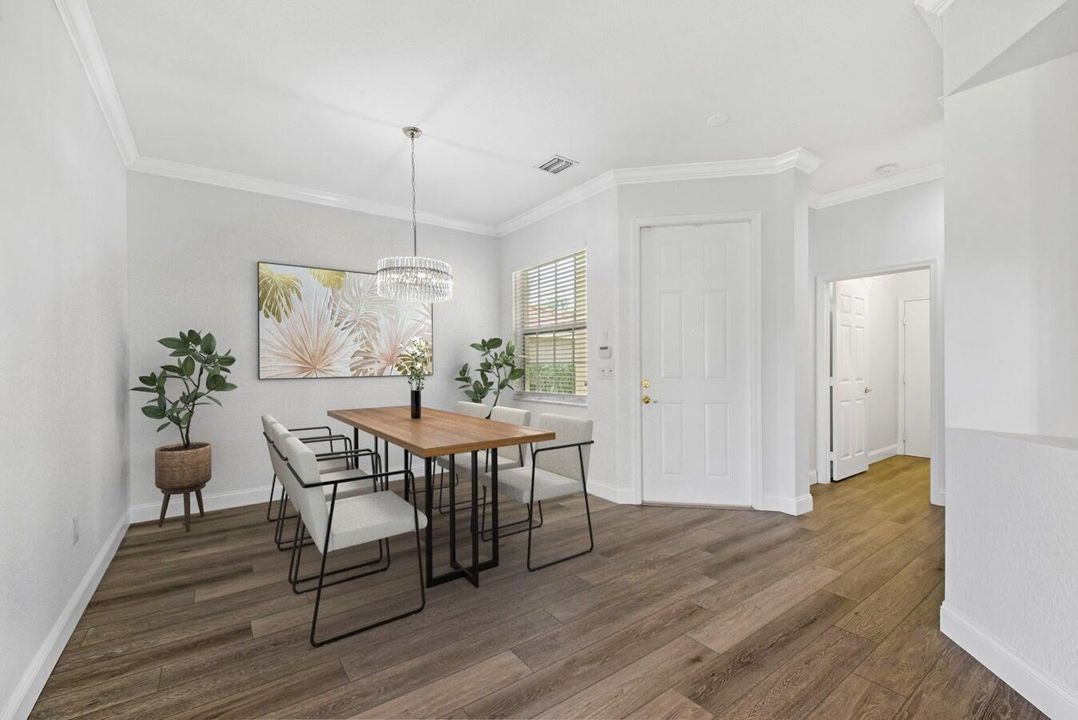 En Renta: $4,200 (4 camas, 3 baños, 2062 Pies cuadrados)