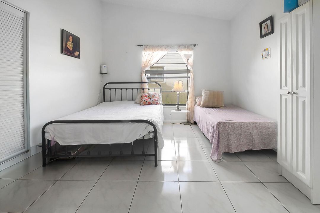 For Sale: $420,000 (3 beds, 2 baths, 1818 Square Feet)