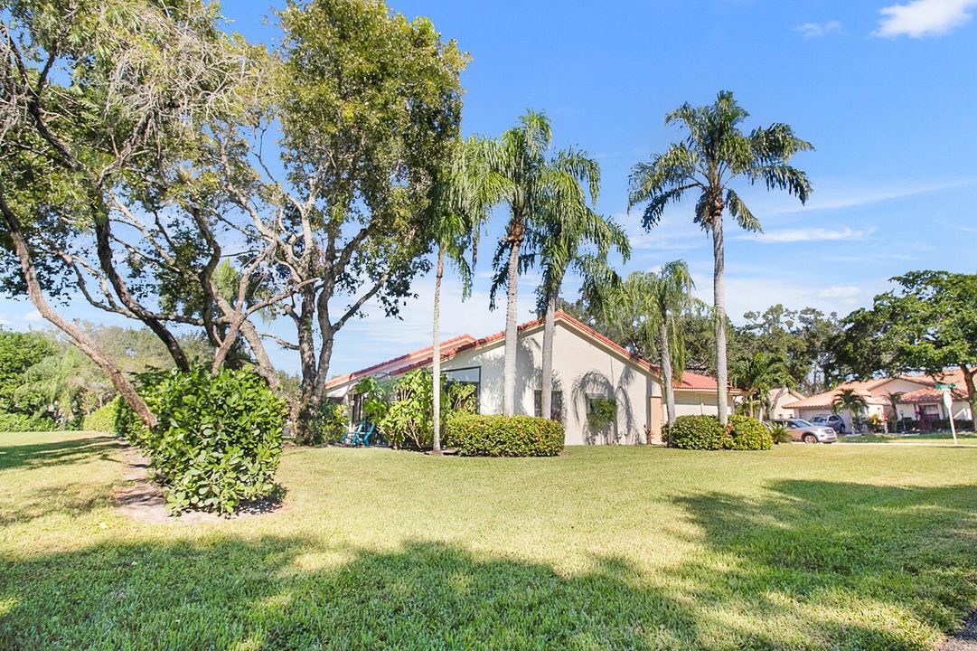 For Sale: $420,000 (3 beds, 2 baths, 1818 Square Feet)