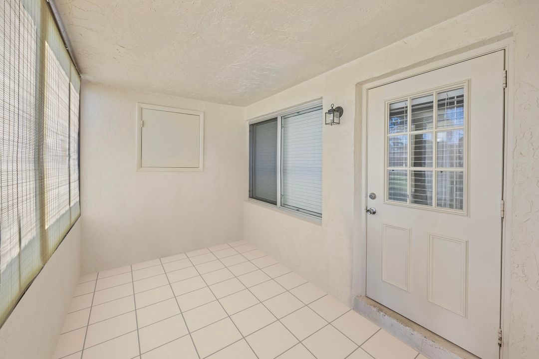 For Sale: $142,500 (2 beds, 1 baths, 818 Square Feet)