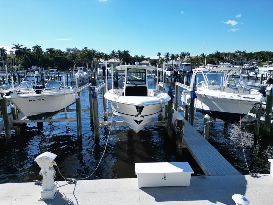 На продажу: $1,399,900 (3 спален, 2 ванн, 1859 Квадратных фут)