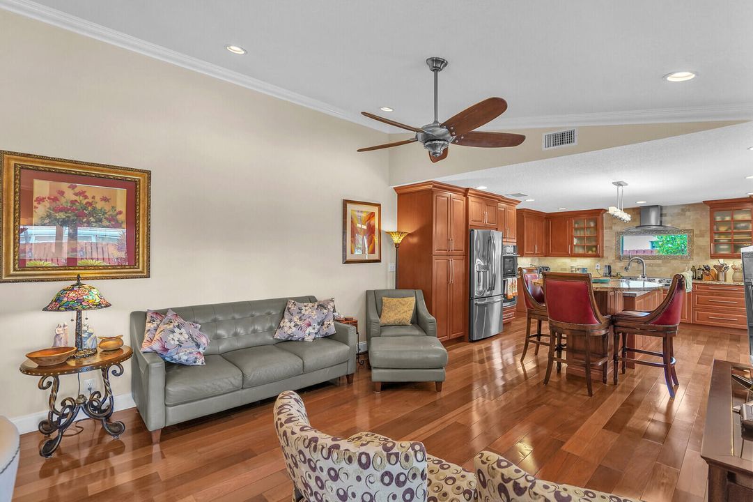 For Sale: $875,000 (4 beds, 2 baths, 2604 Square Feet)