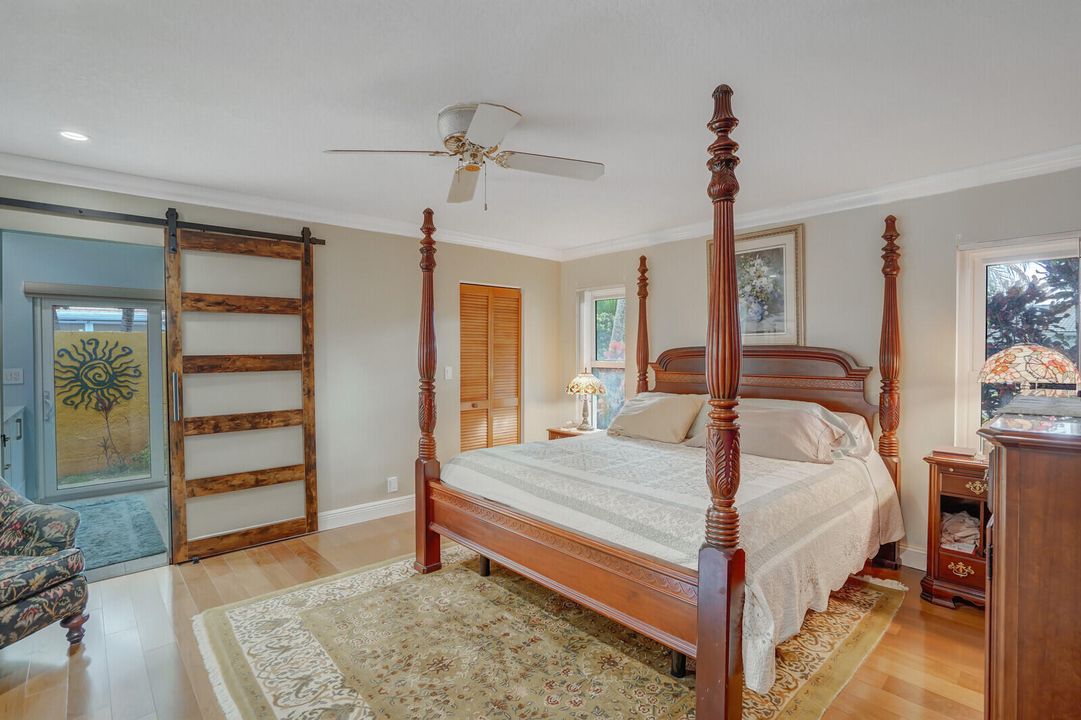 For Sale: $875,000 (4 beds, 2 baths, 2604 Square Feet)