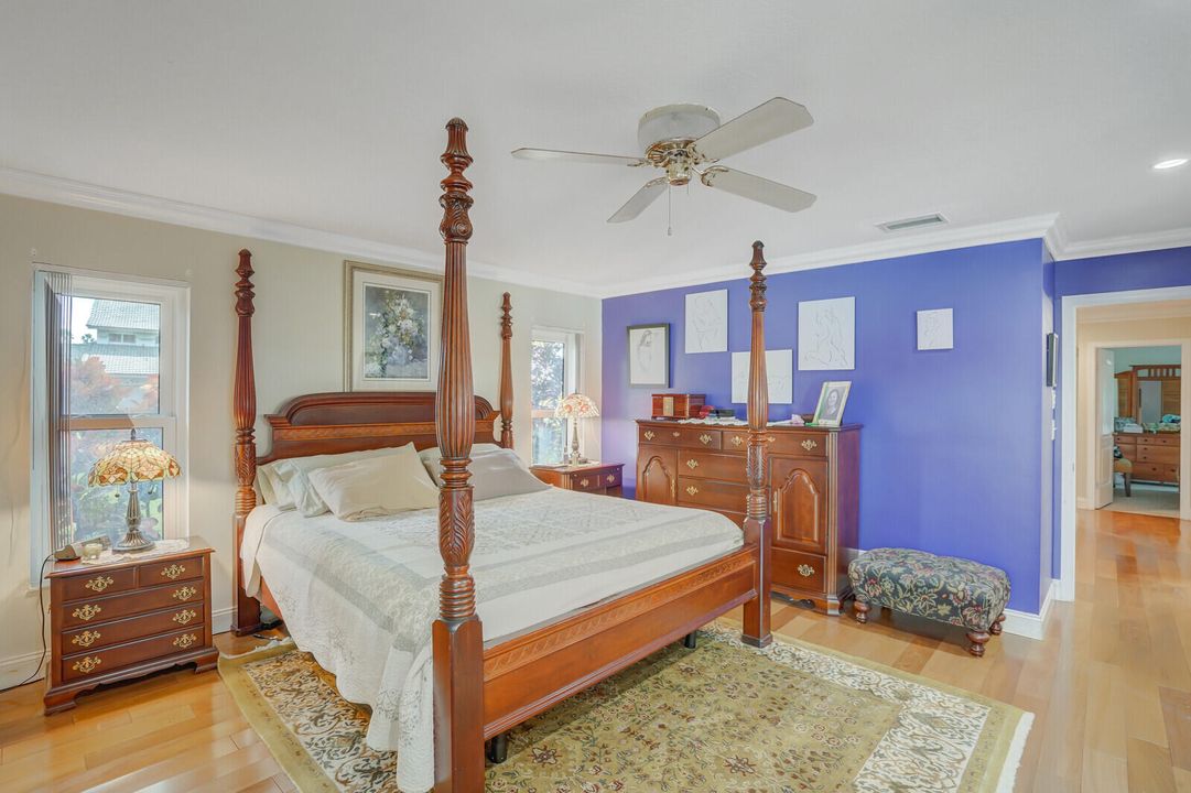 For Sale: $875,000 (4 beds, 2 baths, 2604 Square Feet)