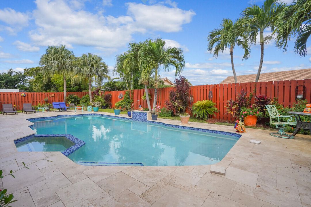 For Sale: $875,000 (4 beds, 2 baths, 2604 Square Feet)