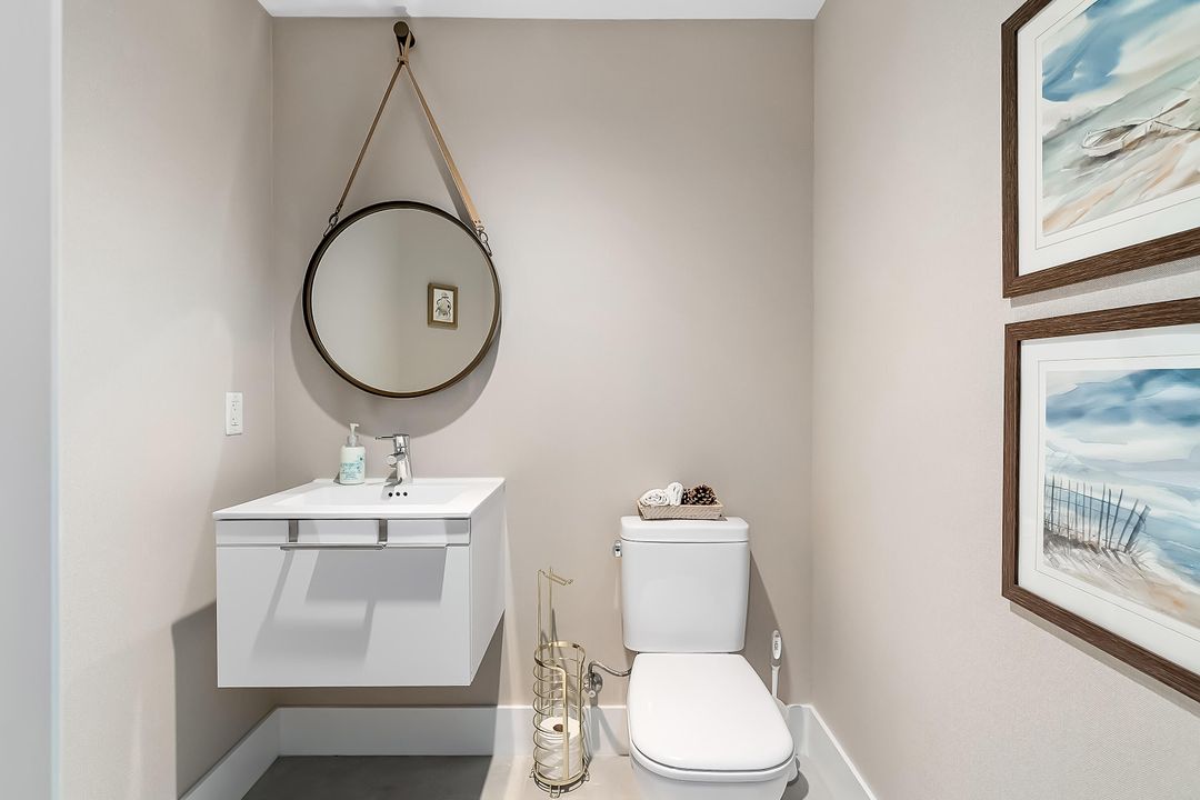 合同活跃: $1,150,000 (2 贝兹, 2 浴室, 1958 平方英尺)