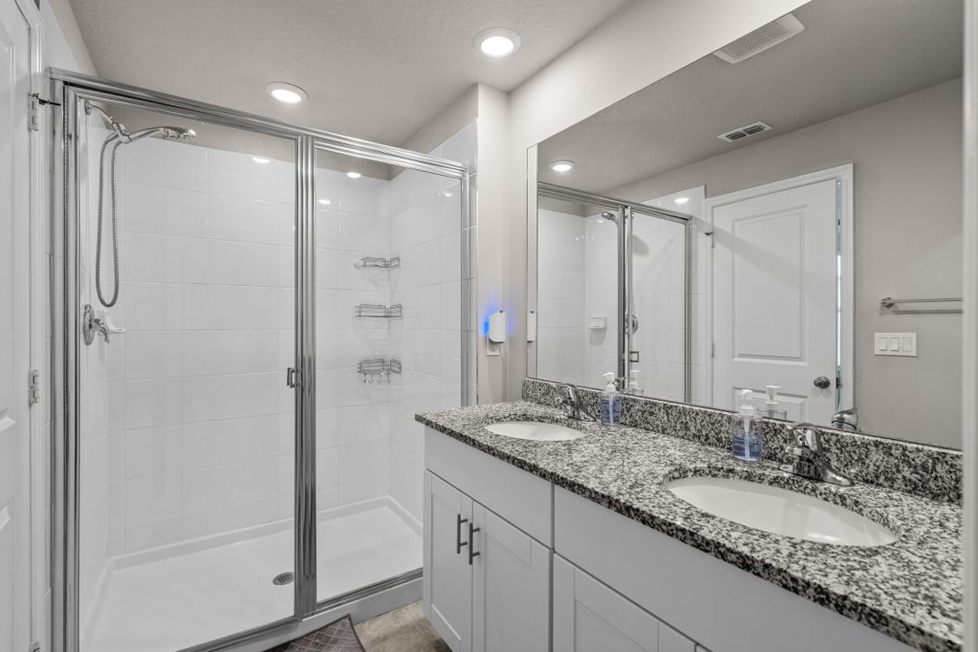 En Venta: $410,000 (3 camas, 2 baños, 1671 Pies cuadrados)