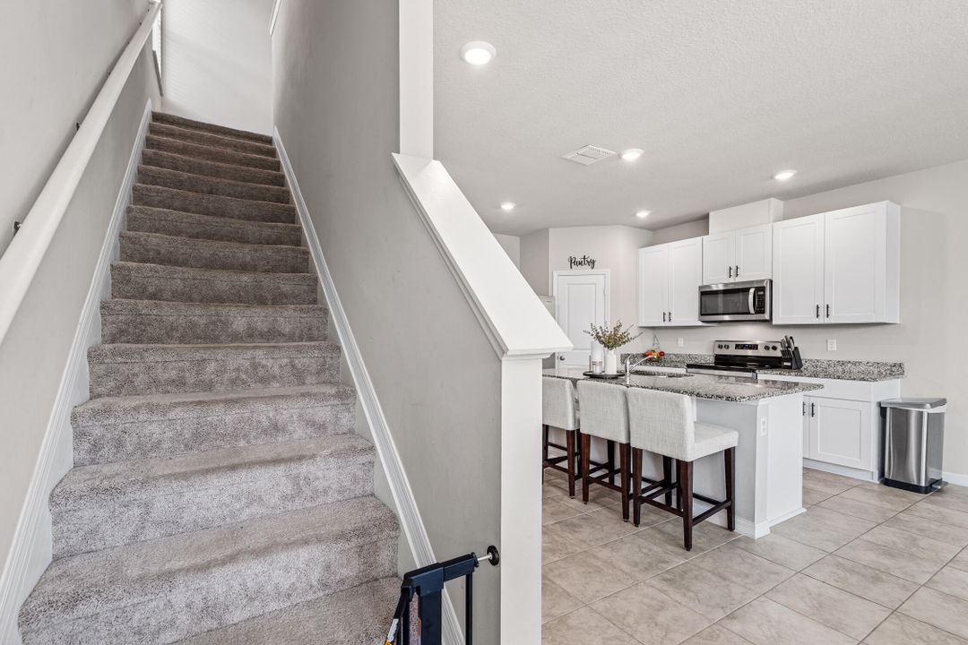 En Venta: $410,000 (3 camas, 2 baños, 1671 Pies cuadrados)