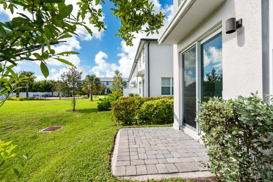 En Venta: $410,000 (3 camas, 2 baños, 1671 Pies cuadrados)