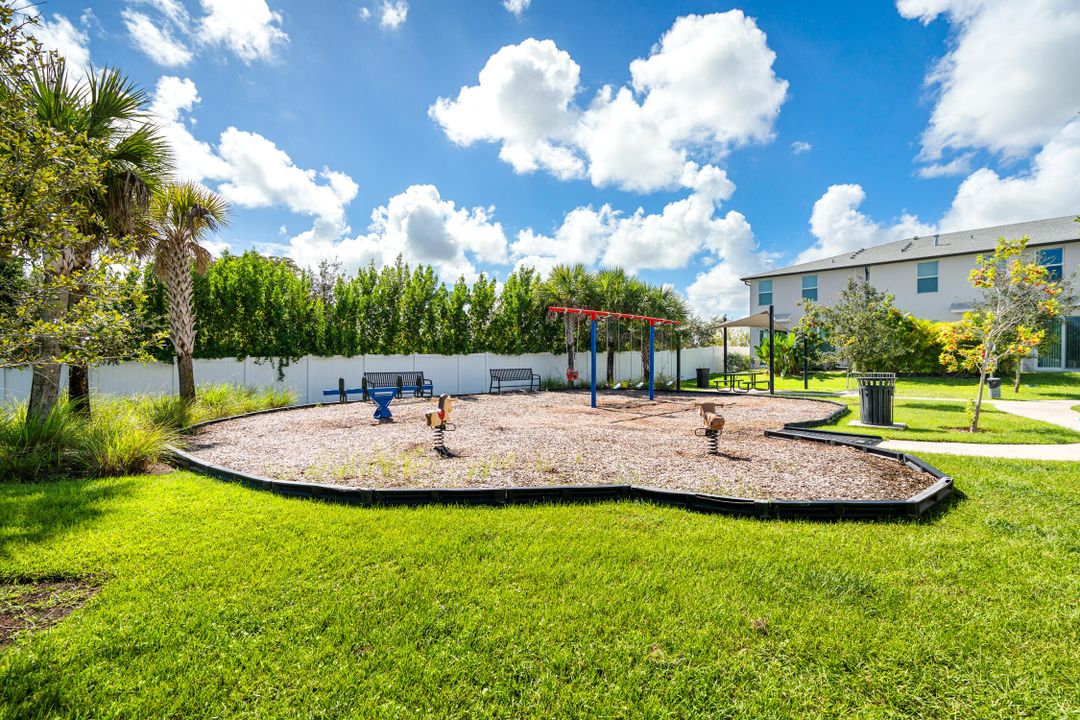 En Venta: $410,000 (3 camas, 2 baños, 1671 Pies cuadrados)