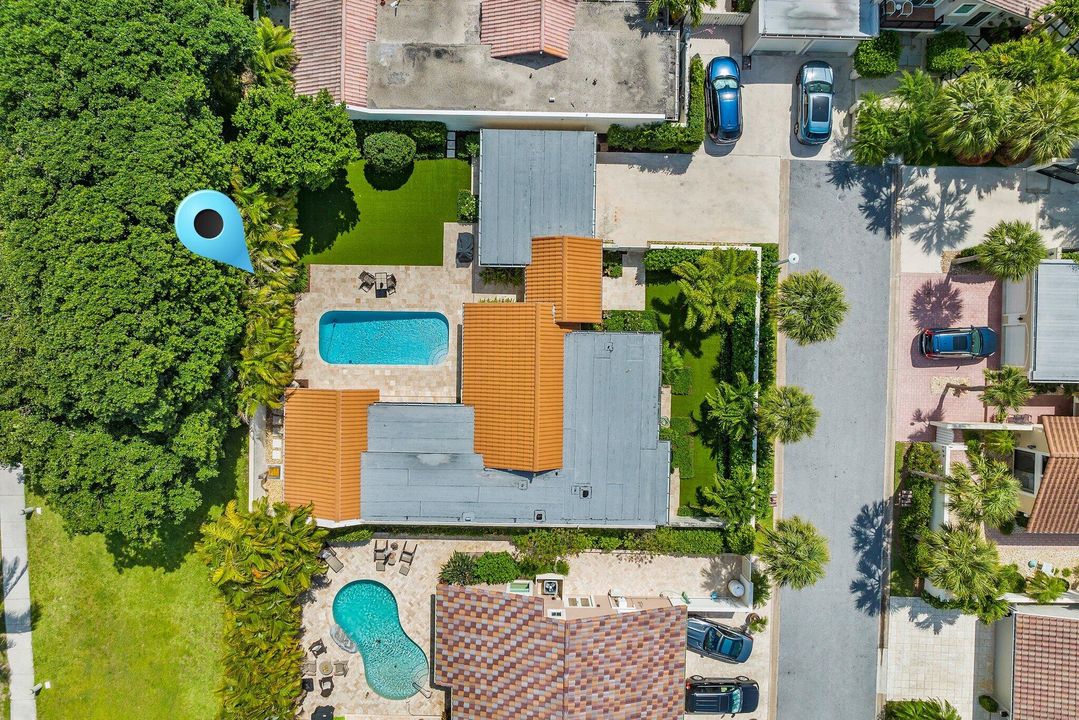 Под контрактом: $2,599,000 (3 спален, 3 ванн, 2195 Квадратных фут)