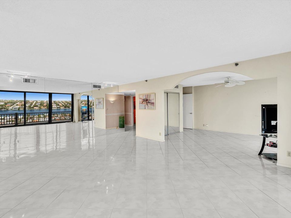 待售: $1,295,000 (3 贝兹, 2 浴室, 2070 平方英尺)