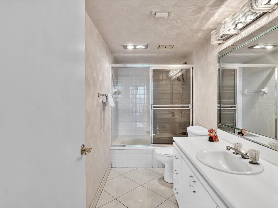 待售: $1,295,000 (3 贝兹, 2 浴室, 2070 平方英尺)