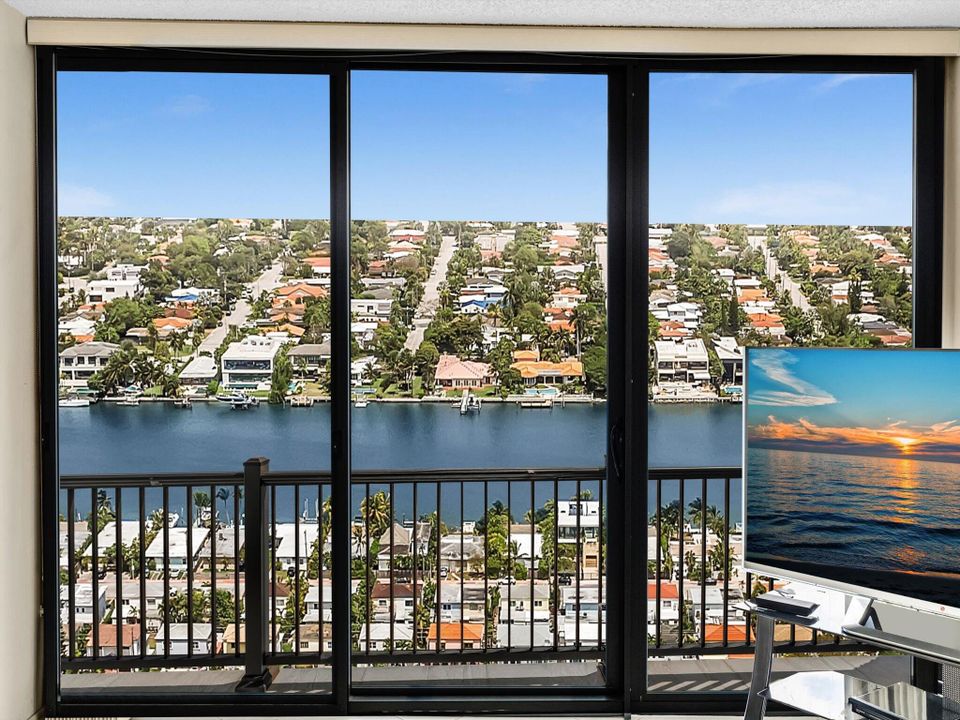 待售: $1,295,000 (3 贝兹, 2 浴室, 2070 平方英尺)