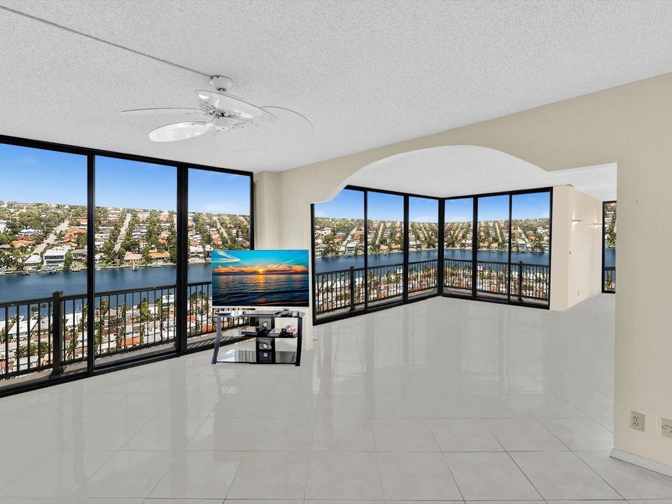 待售: $1,295,000 (3 贝兹, 2 浴室, 2070 平方英尺)