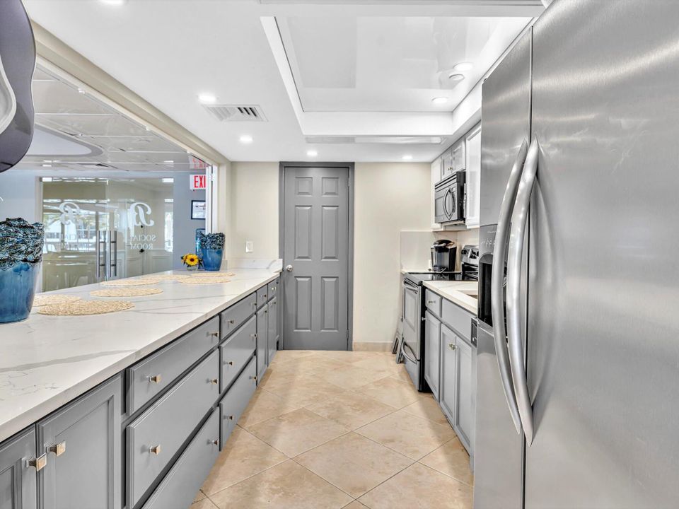 待售: $1,295,000 (3 贝兹, 2 浴室, 2070 平方英尺)