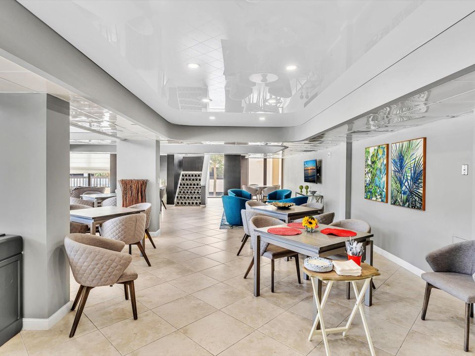 待售: $1,295,000 (3 贝兹, 2 浴室, 2070 平方英尺)