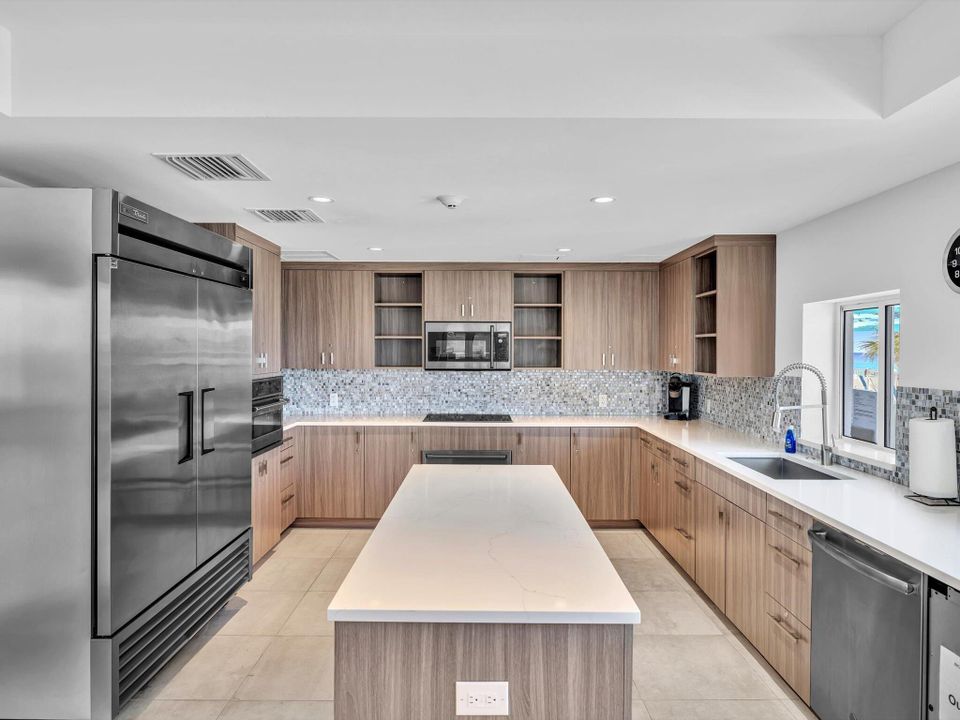 待售: $1,295,000 (3 贝兹, 2 浴室, 2070 平方英尺)