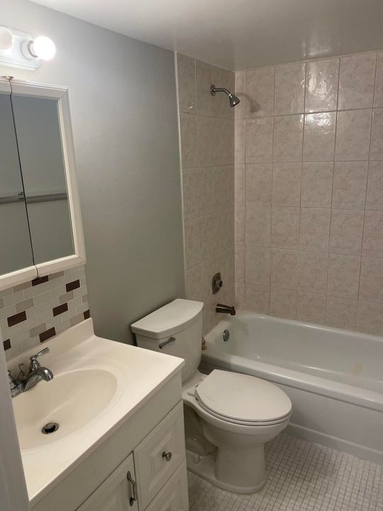 En Venta: $86,000 (1 camas, 1 baños, 650 Pies cuadrados)