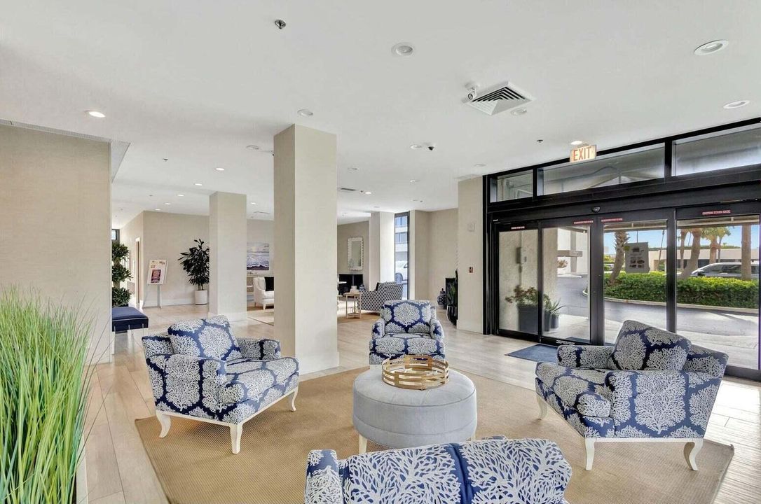 For Sale: $749,900 (2 beds, 2 baths, 1435 Square Feet)