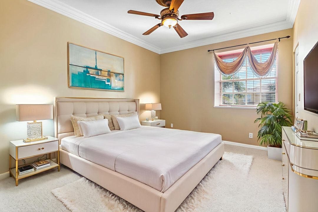 待售: $1,100,000 (5 贝兹, 4 浴室, 3818 平方英尺)