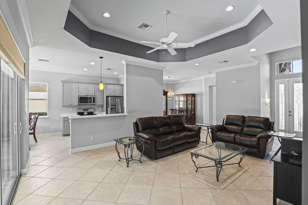 For Sale: $499,900 (3 beds, 3 baths, 1864 Square Feet)