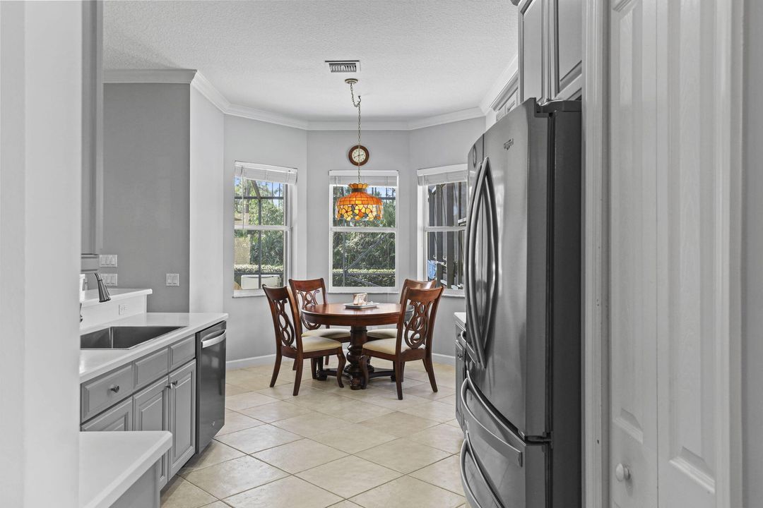 For Sale: $499,900 (3 beds, 3 baths, 1864 Square Feet)