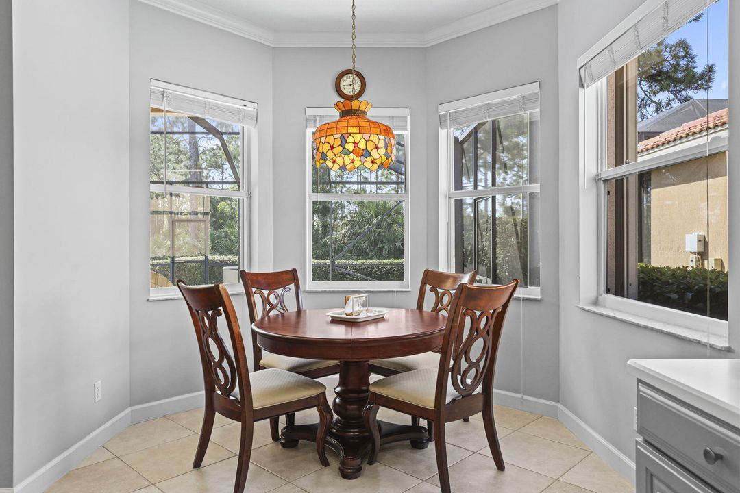 For Sale: $499,900 (3 beds, 3 baths, 1864 Square Feet)