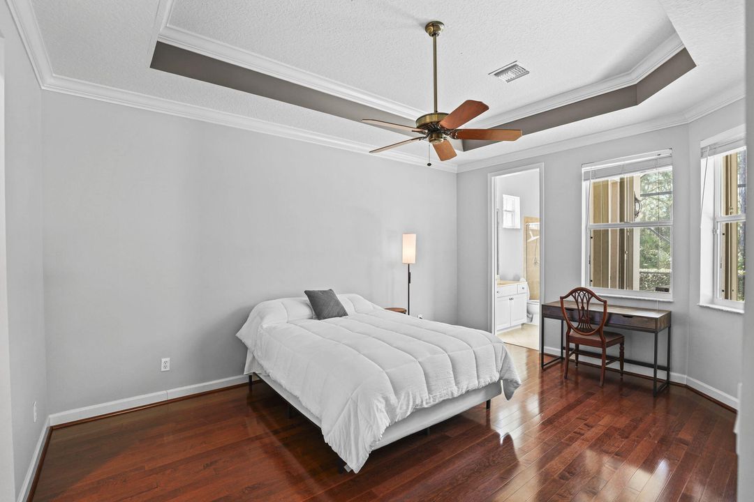 For Sale: $499,900 (3 beds, 3 baths, 1864 Square Feet)