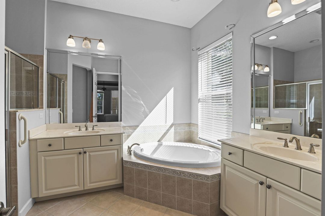 For Sale: $499,900 (3 beds, 3 baths, 1864 Square Feet)