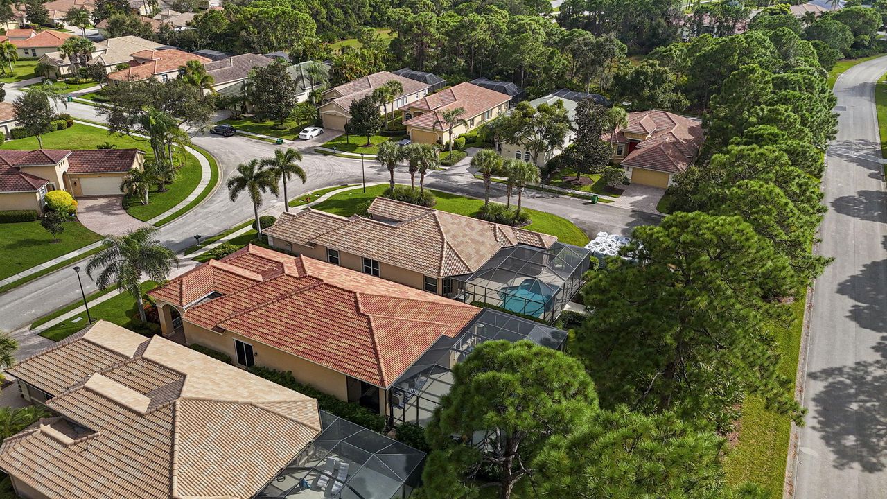 For Sale: $499,900 (3 beds, 3 baths, 1864 Square Feet)