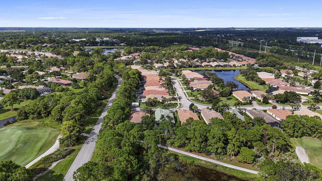 For Sale: $499,900 (3 beds, 3 baths, 1864 Square Feet)