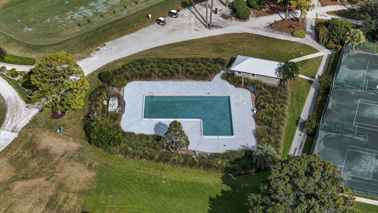 For Sale: $499,900 (3 beds, 3 baths, 1864 Square Feet)