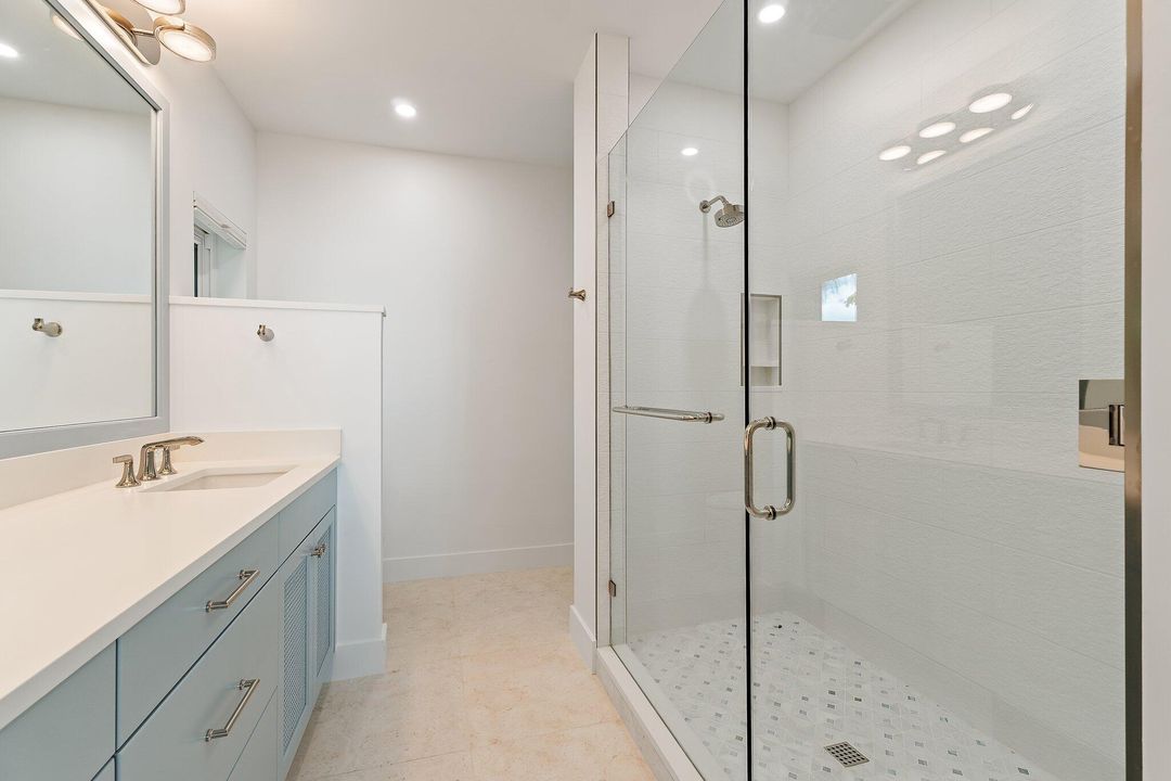 Active With Contract: $2,395,000 (2 beds, 2 baths, 1752 Square Feet)