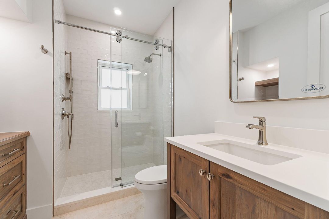 Active With Contract: $2,395,000 (2 beds, 2 baths, 1752 Square Feet)