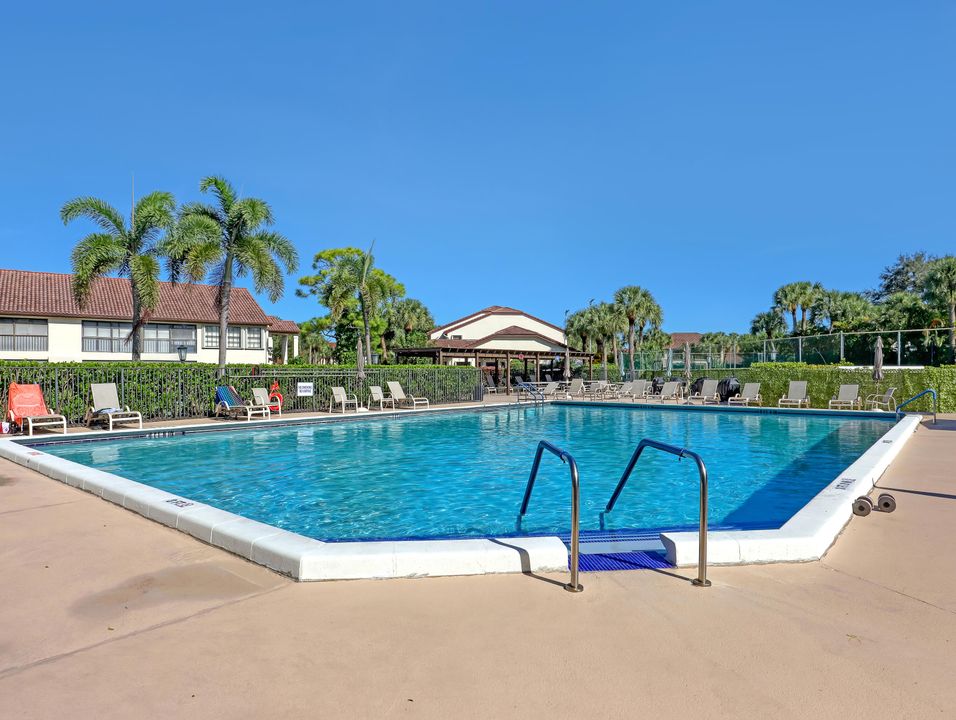 待售: $275,000 (3 贝兹, 2 浴室, 1415 平方英尺)