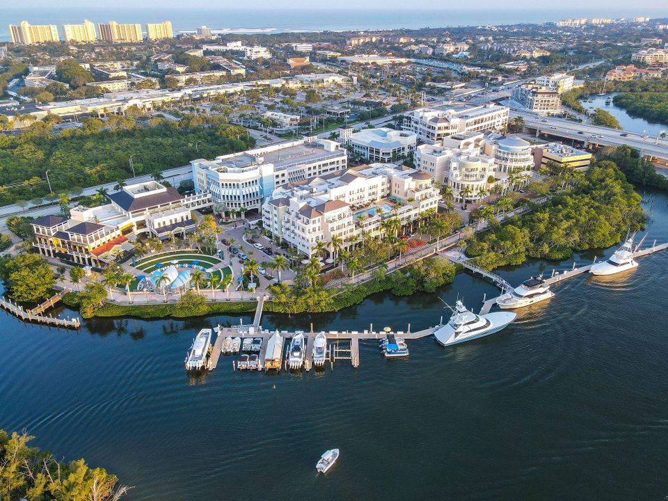 合同活跃: $5,000 (2 贝兹, 2 浴室, 1272 平方英尺)