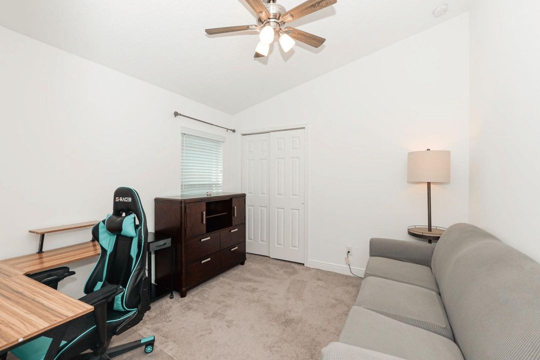 出租: $2,550 (4 贝兹, 2 浴室, 1774 平方英尺)